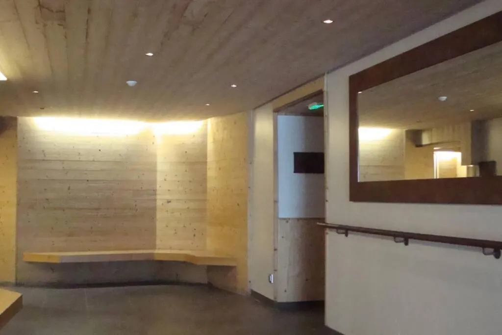Val Thorens 2 Bedrooms 6 Persons Next Slopes